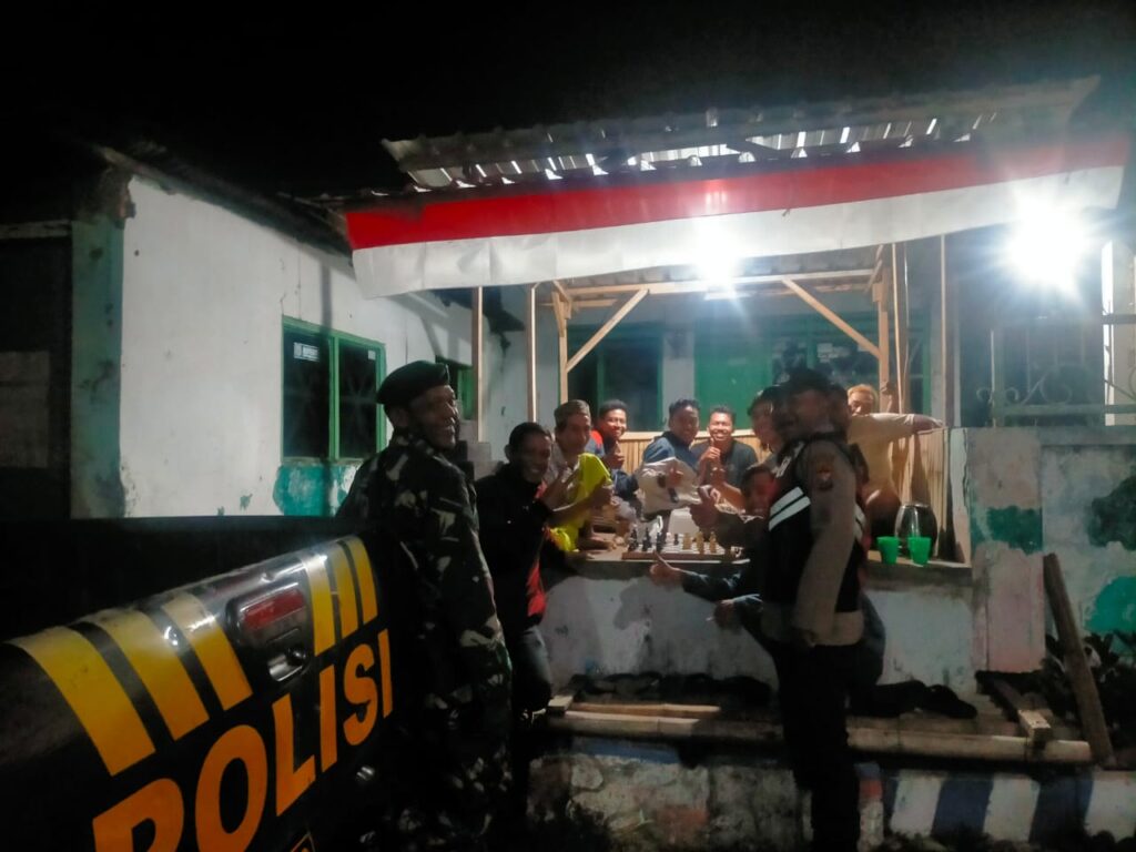 Polsek Purwodadi Pasuruan Patroli Pos Kamling